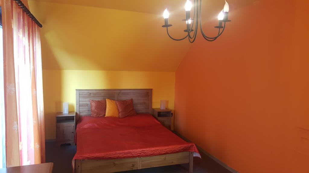 Nador Apartman Διαμέρισμα Balatonlelle Εξωτερικό φωτογραφία